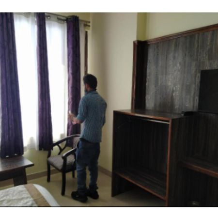 Hotel Super Mall Residency, Mussoorie Kültér fotó